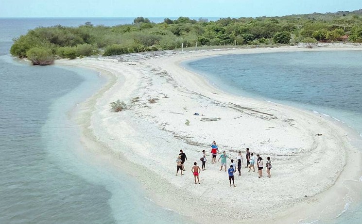 Pulau Menjangan : Harga Tiket, Foto, Lokasi, Fasilitas dan Spot -  TempatWisata.pro
